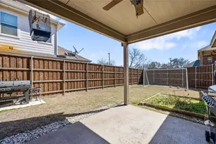 398 N Shore Pl, Lewisville, TX 75067 - Photo 21