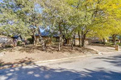 2844 Hurstview Drive, Hurst, TX 76054 - Photo 3