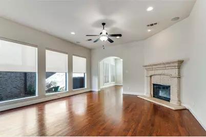 818 La Cima, Irving, TX 75039 - Photo 7