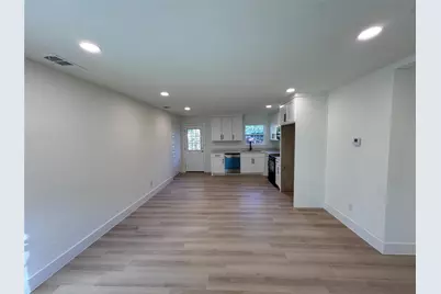 402 Tiawah Drive, Dallas, TX 75217 - Photo 5