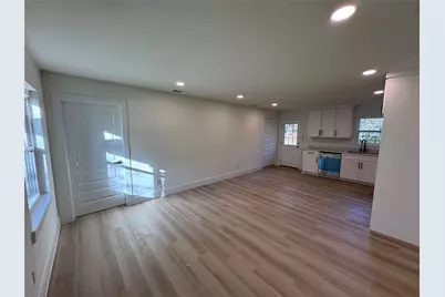 402 Tiawah Drive, Dallas, TX 75217 - Photo 3