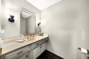 9317 Moss Trail, Dallas, TX 75231 - Photo 23