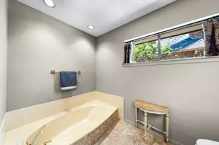 9317 Moss Trail, Dallas, TX 75231 - Photo 19