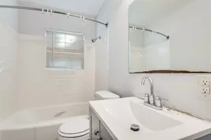 1410 S West Street S, Arlington, TX 76010 - Photo 9