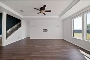 820 Lemongrass Ct, Fort Worth, TX 76131 - Photo 9