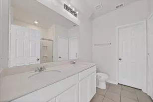 820 Lemongrass Ct, Fort Worth, TX 76131 - Photo 13