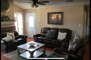 1020 Union Dr, Saginaw, TX 76131 - Photo 3