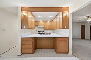 606 Western Dr, Woodway, TX 76712 - Photo 9