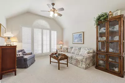 8110 Ravenswood Road, Granbury, TX 76049 - Photo 7