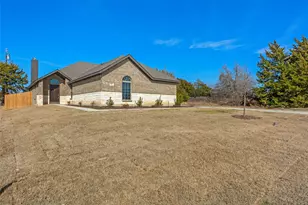 106 E Southbrook Dr, Glenn Heights, TX 75154 - Photo 3