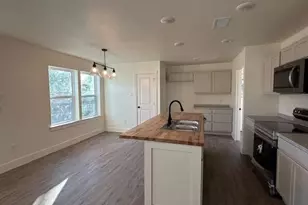 211 E Cardinal, Ector, TX 75439 - Photo 5