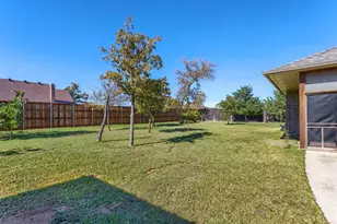 109 Post Oak Dr, Krugerville, TX 76227 - Photo 5