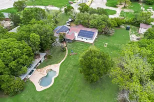 1809 N Trinity Rd, Denton, TX 76208 - Photo 1