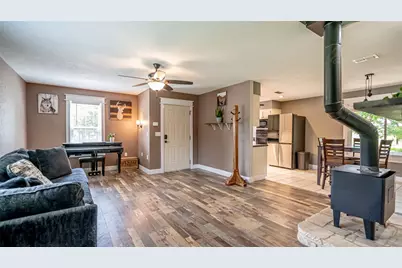 8147 Fawn Circle, Granbury, TX 76049 - Photo 9