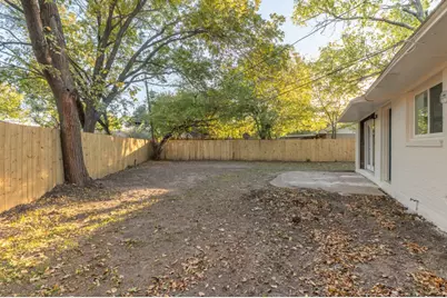 1925 Balla Way, Grand Prairie, TX 75051 - Photo 21