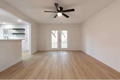 1925 Balla Way, Grand Prairie, TX 75051 - Photo 5