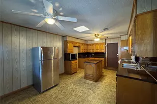 1308 W 12th St, Cisco, TX 76437 - Photo 9