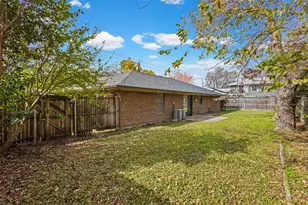 602 N Clay St, Ennis, TX 75119 - Photo 23