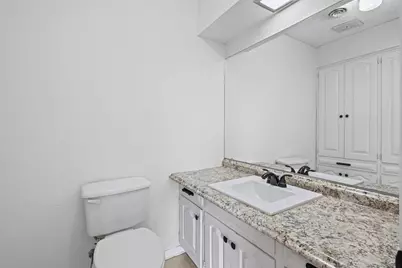 602 N Clay Street, Ennis, TX 75119 - Photo 15