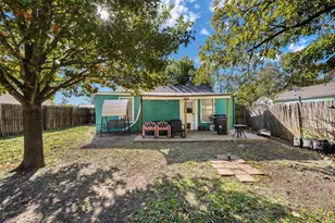 8402 Melrose Street W, White Settlement, TX 76108 - Photo 17