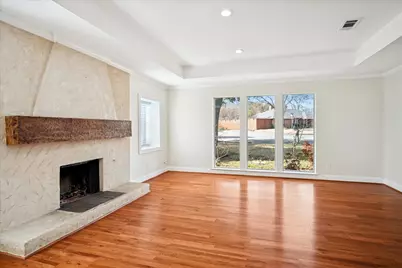 2201 Kirby Drive, Plano, TX 75075 - Photo 11