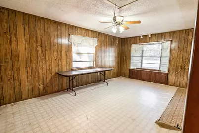 205 Bonham Street, Nocona, TX 76255 - Photo 11