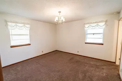 205 Bonham Street, Nocona, TX 76255 - Photo 5