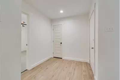 310 Old Mill Lane, Dallas, TX 75107 - Photo 11