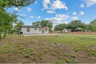 1024 Greenlee Street, Denton, TX 76201 - Photo 23