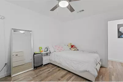 1024 Greenlee Street, Denton, TX 76201 - Photo 15
