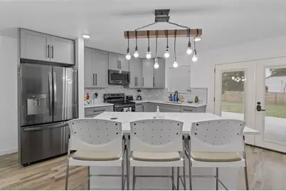 1024 Greenlee Street, Denton, TX 76201 - Photo 7