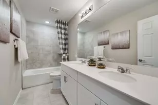 1301 Flamenco Ln, Fort Worth, TX 76052 - Photo 3