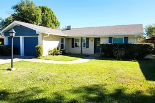 3602 Lamesa Dr, Garland, TX 75041 - Photo 3