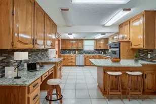 818 Westbrook Dr, Irving, TX 75060 - Photo 17