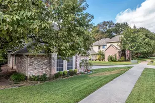 7409 Vineyard Trail, Garland, TX 75044 - Photo 3