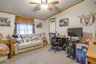 122 Blue Moon Ct, Springtown, TX 76082 - Photo 25