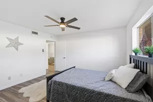 5817 Sandhurst Ln, Dallas, TX 75206 - Photo 15