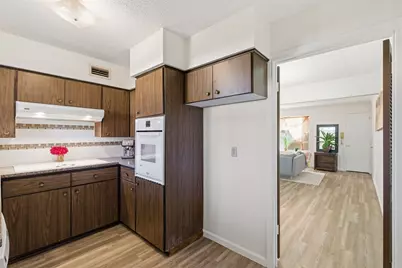 5817 Sandhurst Lane #B, Dallas, TX 75206 - Photo 11