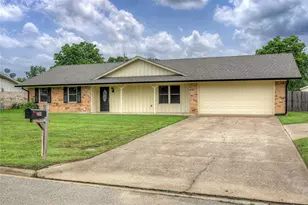 209 Myndi Cir, Sulphur Springs, TX 75482 - Photo 1