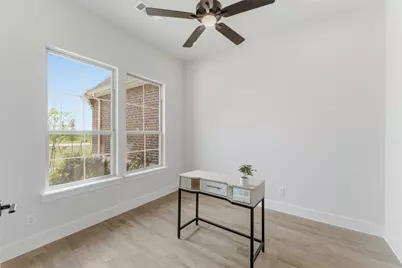 2433 Meteor Drive, Krum, TX 76249 - Photo 5