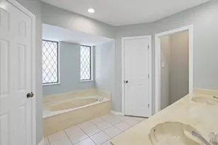 5421 Dana Point Dr, Arlington, TX 76017 - Photo 19