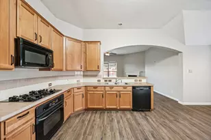 10310 St Georges Dr, Rowlett, TX 75089 - Photo 5