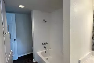 9524 Military Pkwy, Dallas, TX 75227 - Photo 13