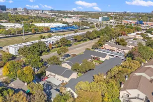 7712 Royal Ln, Dallas, TX 75230 - Photo 23