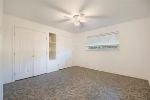 7712 Royal Ln, Dallas, TX 75230 - Photo 17