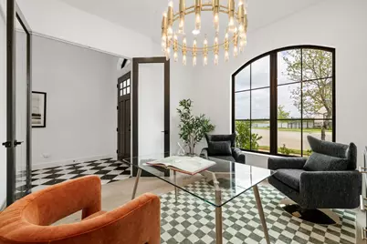 8724 Edgewater Drive, The Colony, TX 75056 - Photo 5