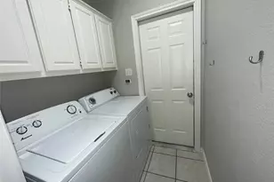 8557 Brittania Way, Dallas, TX 75243 - Photo 13