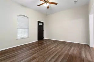 111 1/2 S Henderson Ave, Dallas, TX 75214 - Photo 5