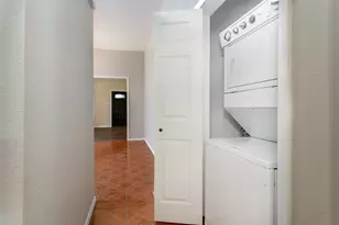 111 1/2 S Henderson Ave, Dallas, TX 75214 - Photo 13