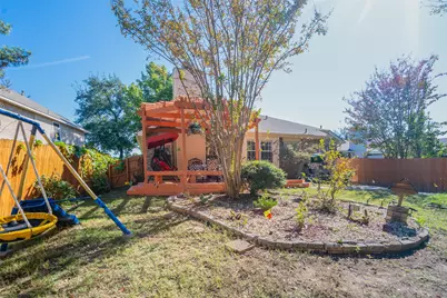905 Mill Spring Drive, Garland, TX 75040 - Photo 33